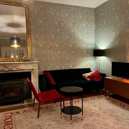 Bed & Breakfast Chateau Des Edelins Bayet