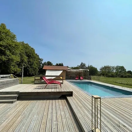 Bed & Breakfast Chateau Des Edelins Bayet