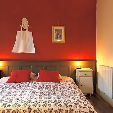 Chateau Des Edelins Bed & Breakfast Bayet