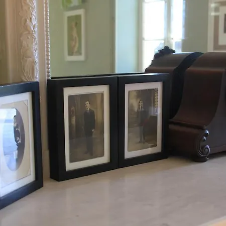 Bed & Breakfast Chateau Des Edelins Bayet