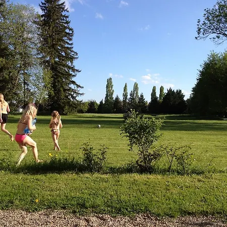 Chateau Des Edelins Bed & Breakfast